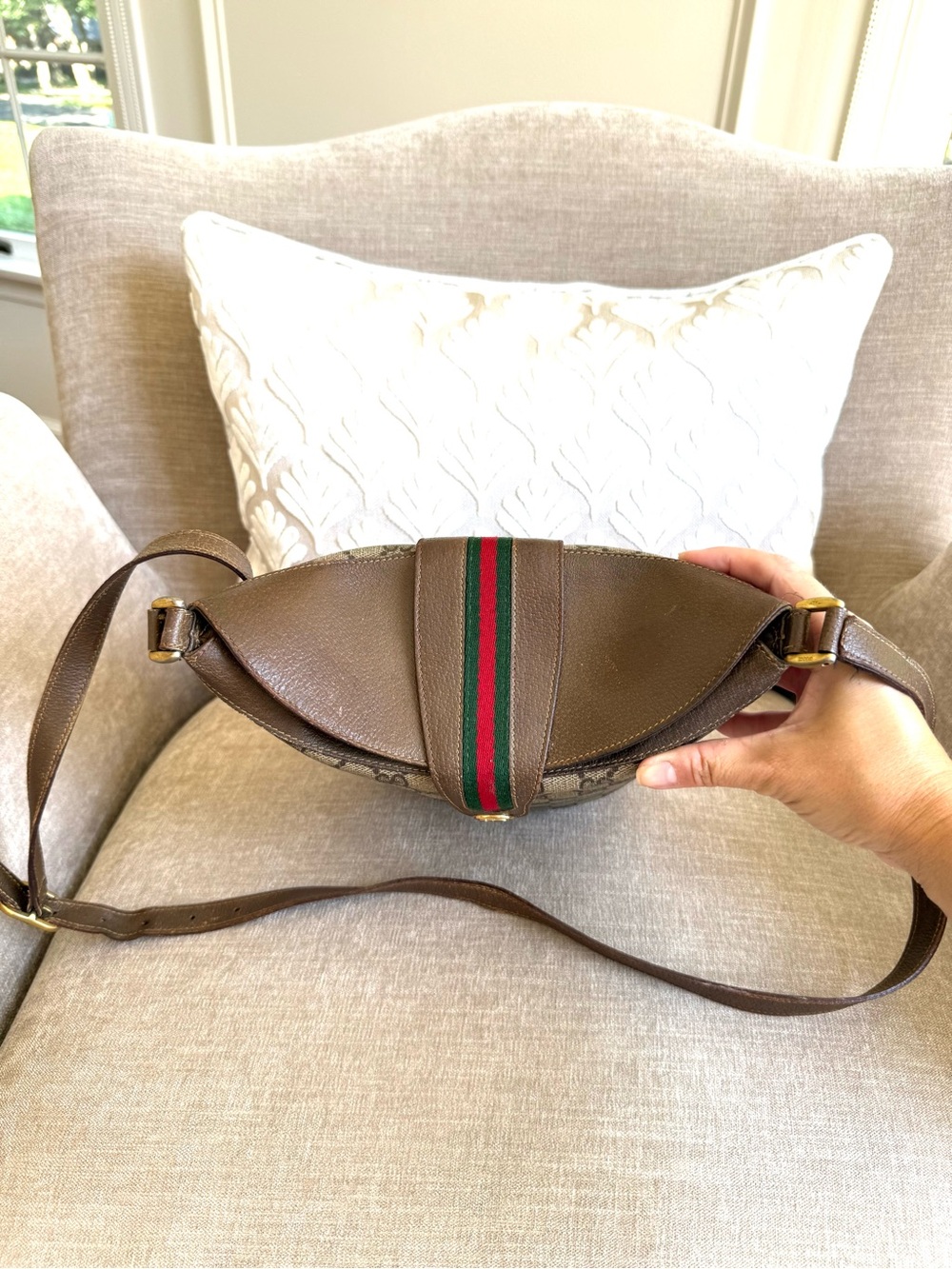 Gucci authentic brown monogram coated canvas shoulder bag bucket brown leather - Picture 5 of 16